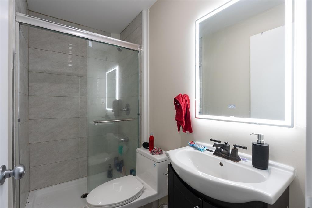 12859 68a Avenue, Surrey, British Columbia  V3W 7M6 - Photo 11 - R2993291