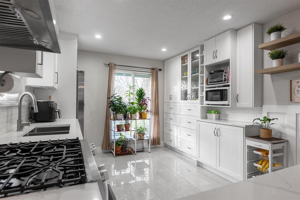 12859 68a Avenue, Surrey, British Columbia  V3W 7M6 - Photo 3 - R2993291