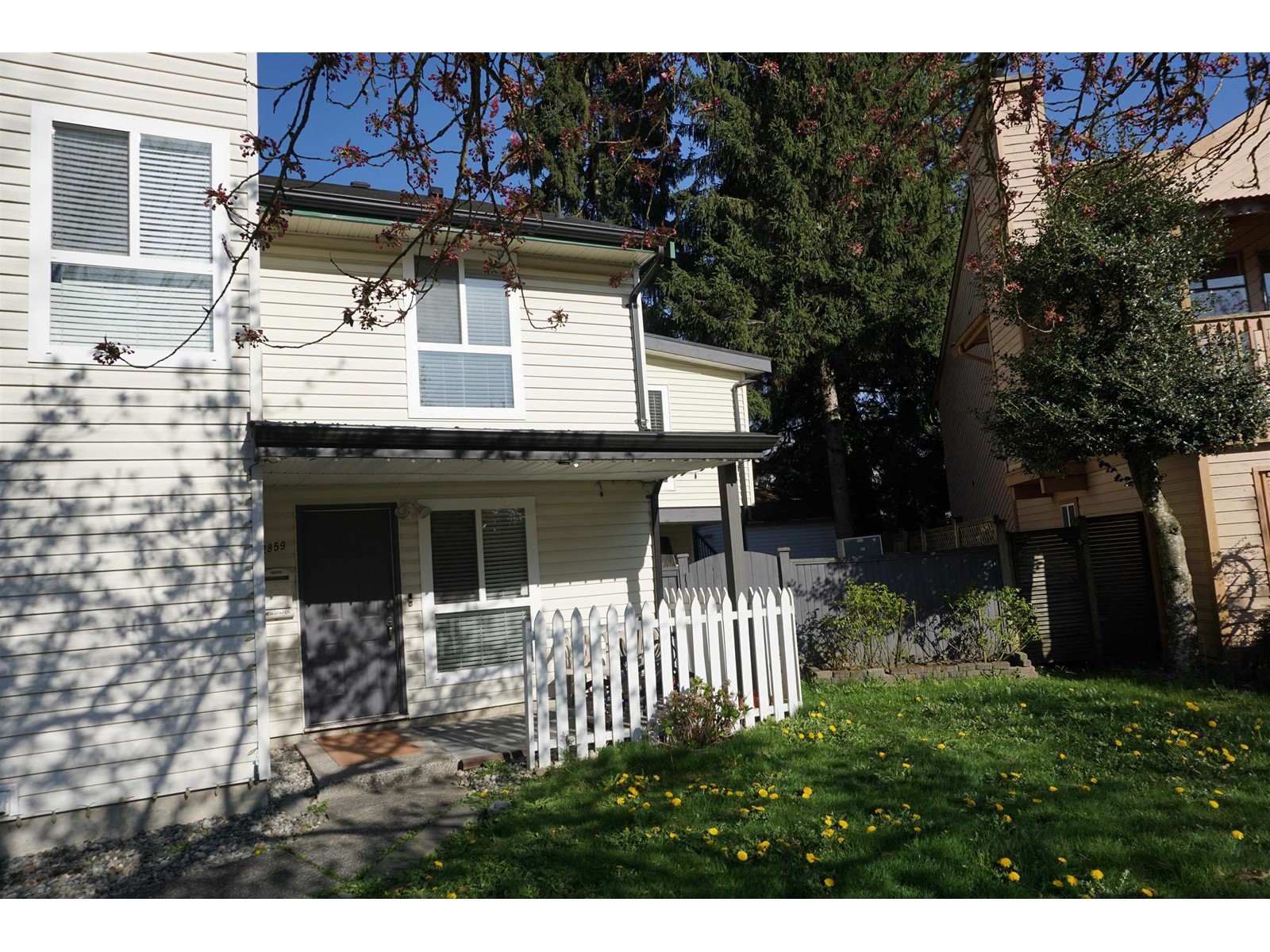 12859 68a Avenue, Surrey, British Columbia  V3W 7M6 - Photo 1 - R2993291