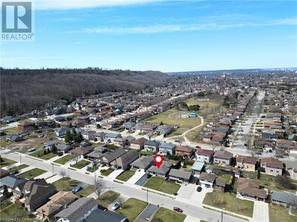Property at 31 KILBOURN Avenue image 2