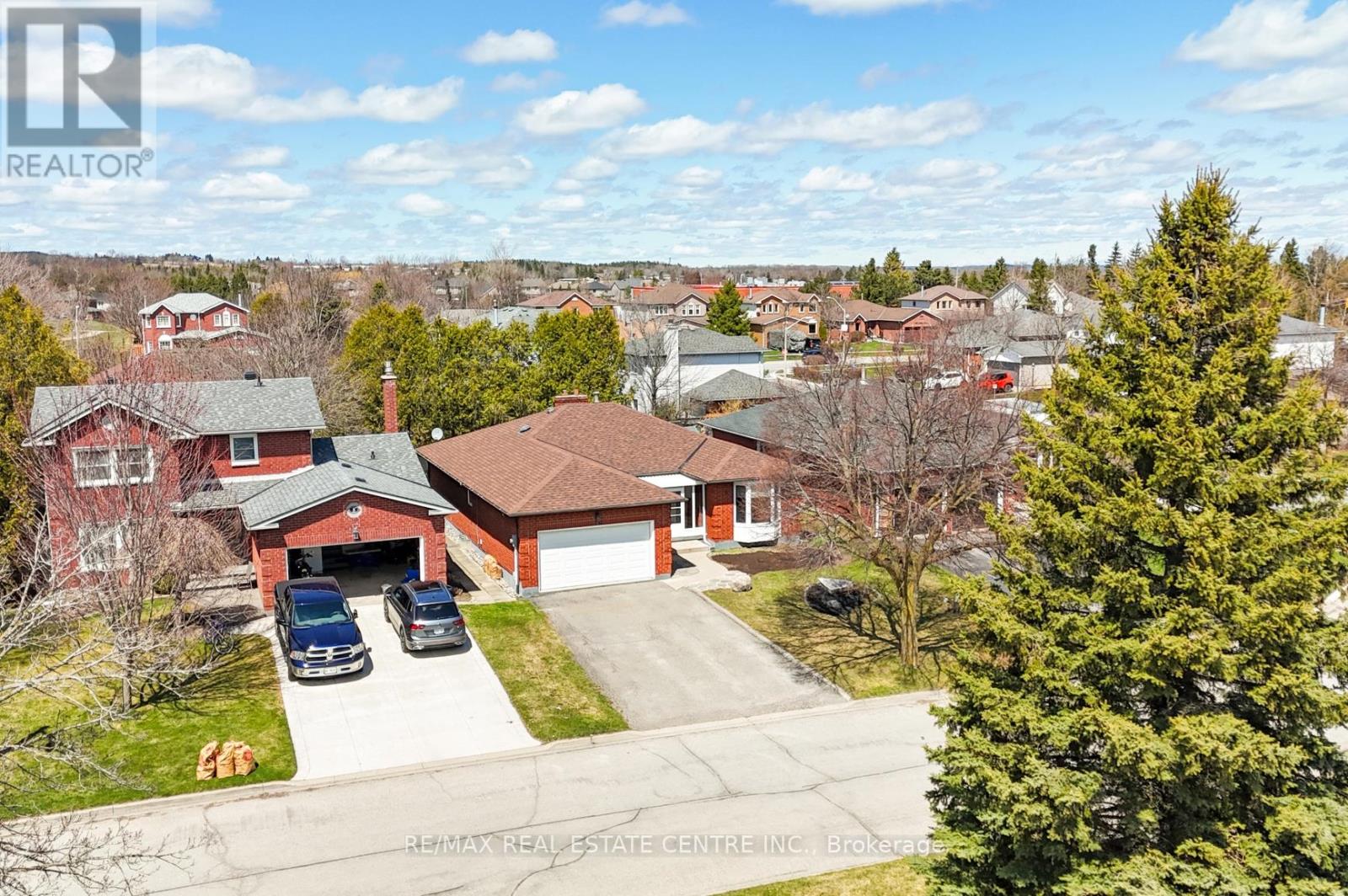 Property at 3 PASSMORE AVENUE image 2