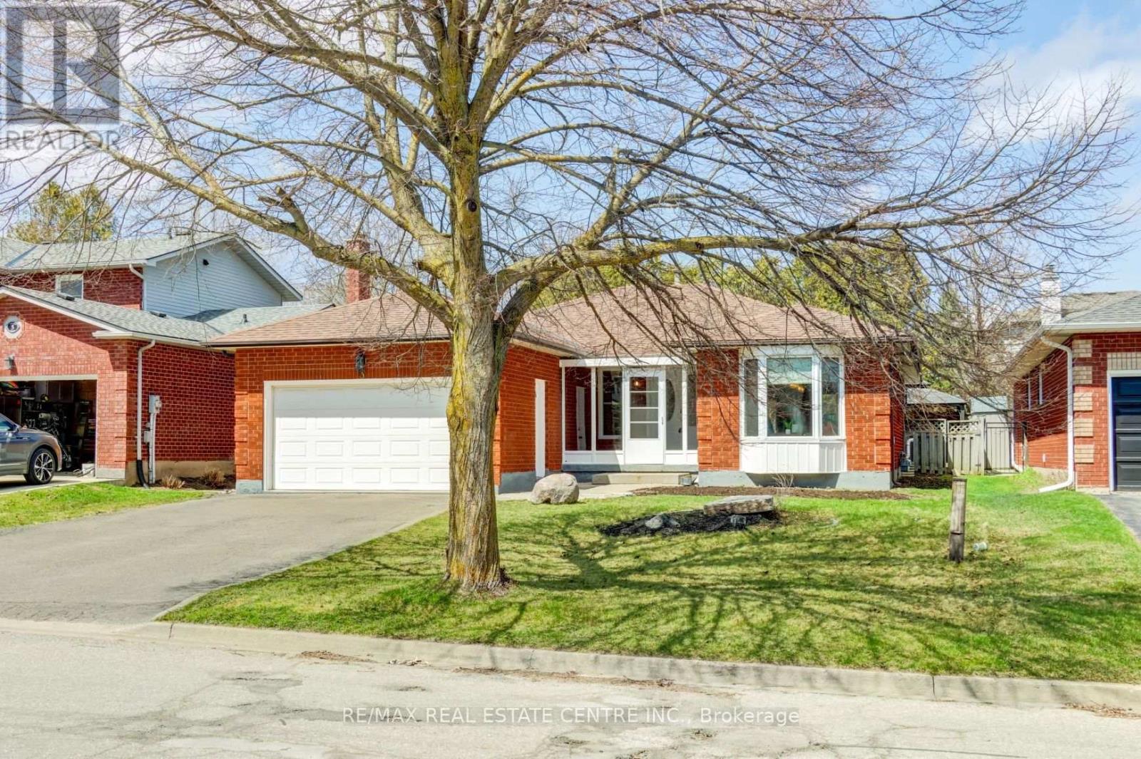 Property at 3 PASSMORE AVENUE image 4