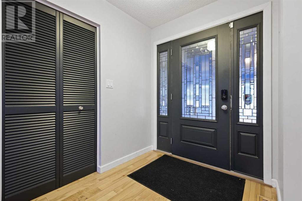 Property at 148 Midlake Boulevard SE image 4