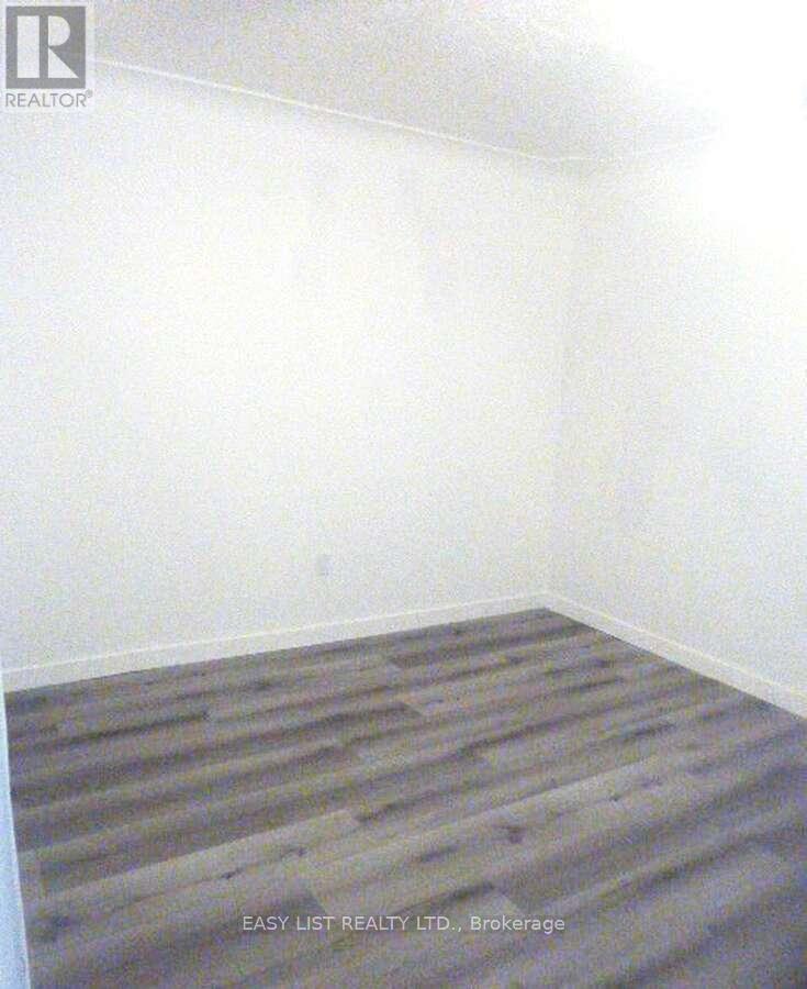 577 King Street, Welland, Ontario  L3B 3L3 - Photo 18 - X12103071