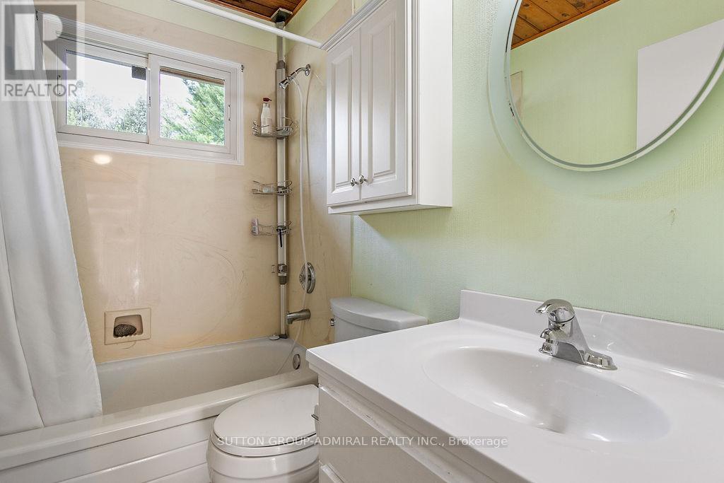 116 Mystic Point Road, Galway-Cavendish And Harvey, Ontario  K0L 1J0 - Photo 6 - X12103076