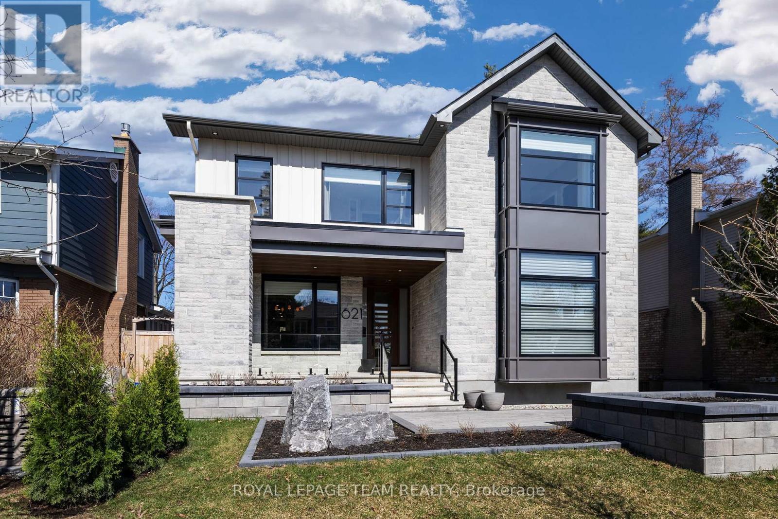 Property at 621 GAINSBOROUGH AVENUE image 1