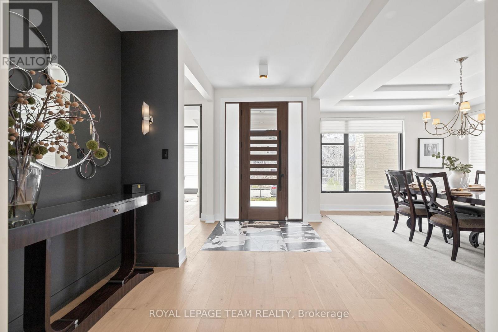 Property at 621 GAINSBOROUGH AVENUE image 3
