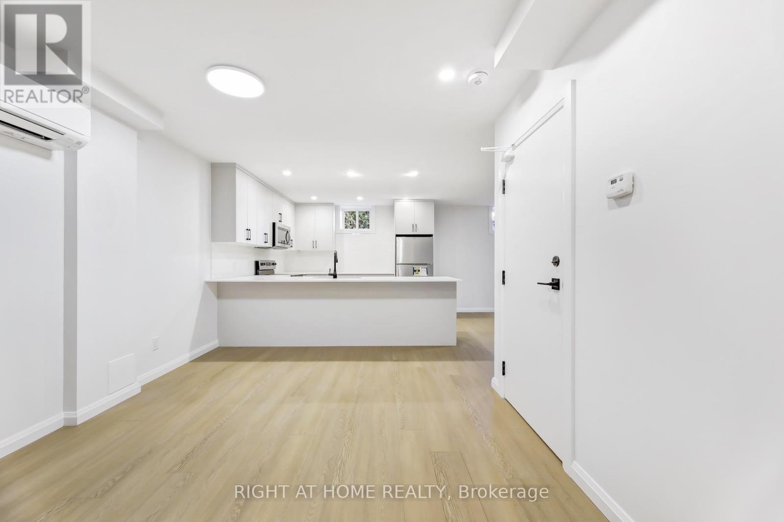 Lower - 35 Braemar Avenue, Toronto, Ontario  M5P 2L1 - Photo 2 - C12103117