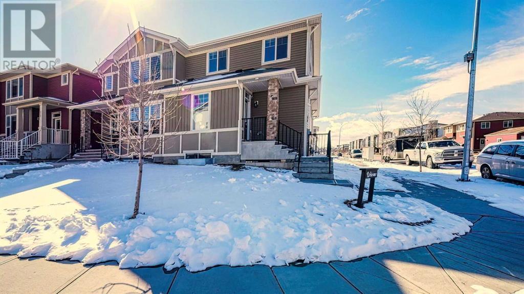 37 Saddlestone Gate Ne, Calgary, Alberta  T3J 0W3 - Photo 1 - A2208243