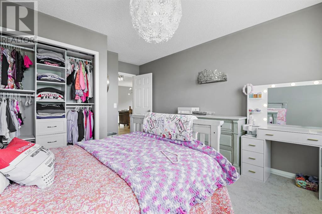 24 Rockyledge Crescent Nw, Calgary, Alberta  T3G 5M9 - Photo 35 - A2214411