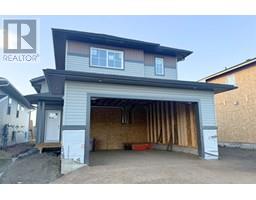 8722 83 Avenue Fieldbrook, Grande Prairie, Ca
