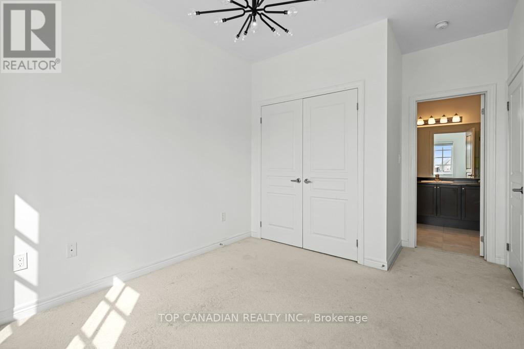 198 Paradelle Drive, Richmond Hill, Ontario  L4E 1E7 - Photo 39 - N12093376