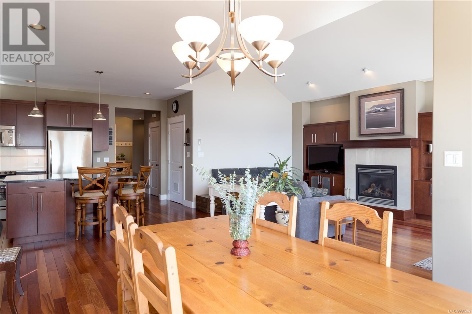 Property at 3530 Proudfoot Pl image 3