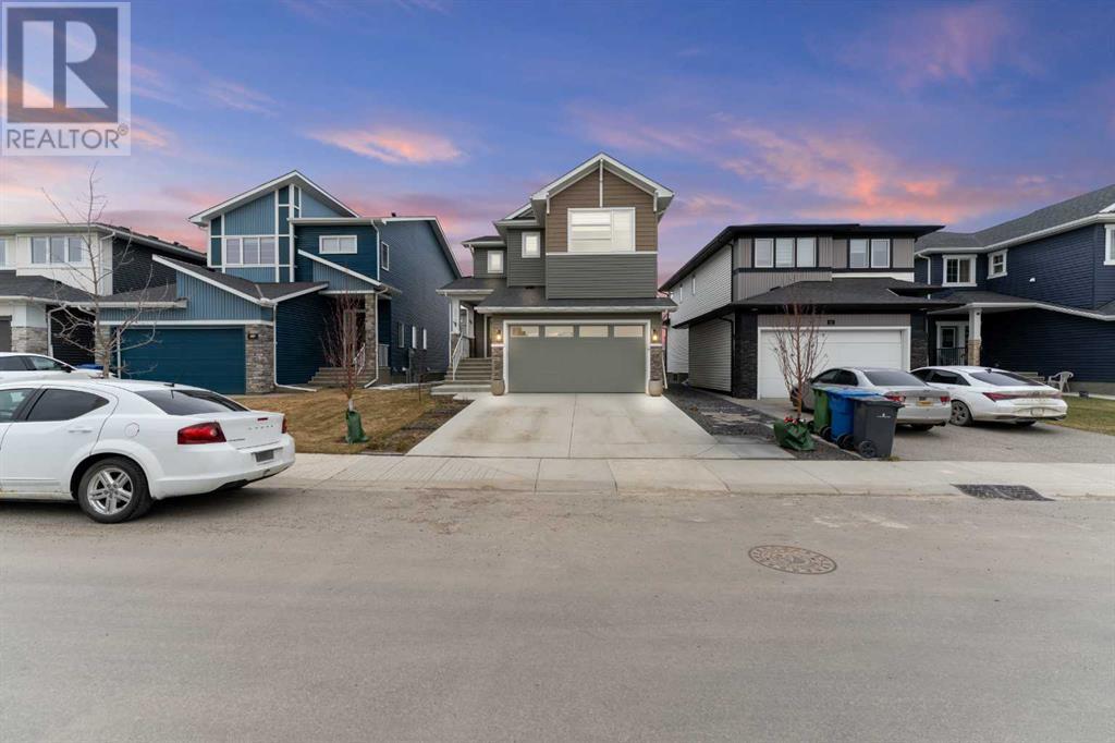 224 Dawson Harbour Heights, Chestermere, Alberta  T1X 1Z9 - Photo 2 - A2211086