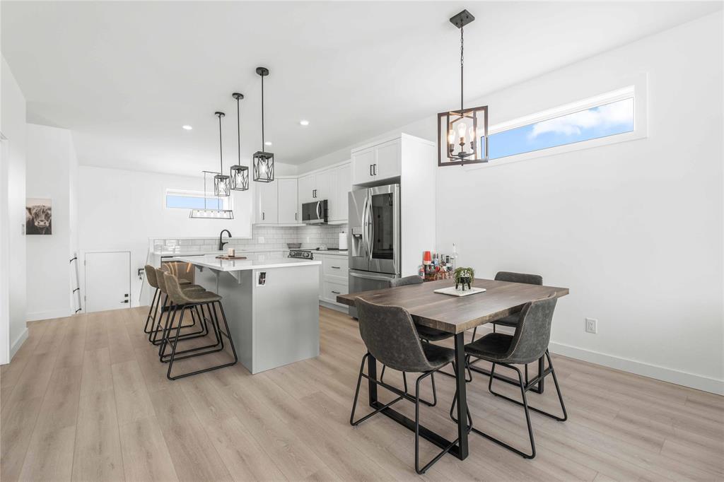 13 Gleneagles Street, Niverville, Manitoba  R0A 0A1 - Photo 7 - 202508781