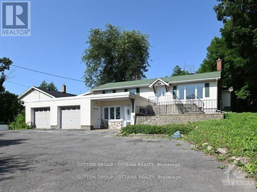 Property at 3854 PRINCE OF WALES DRIVE image 1