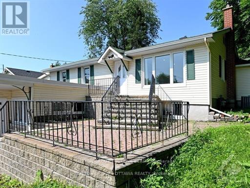 Property at 3854 PRINCE OF WALES DRIVE image 5