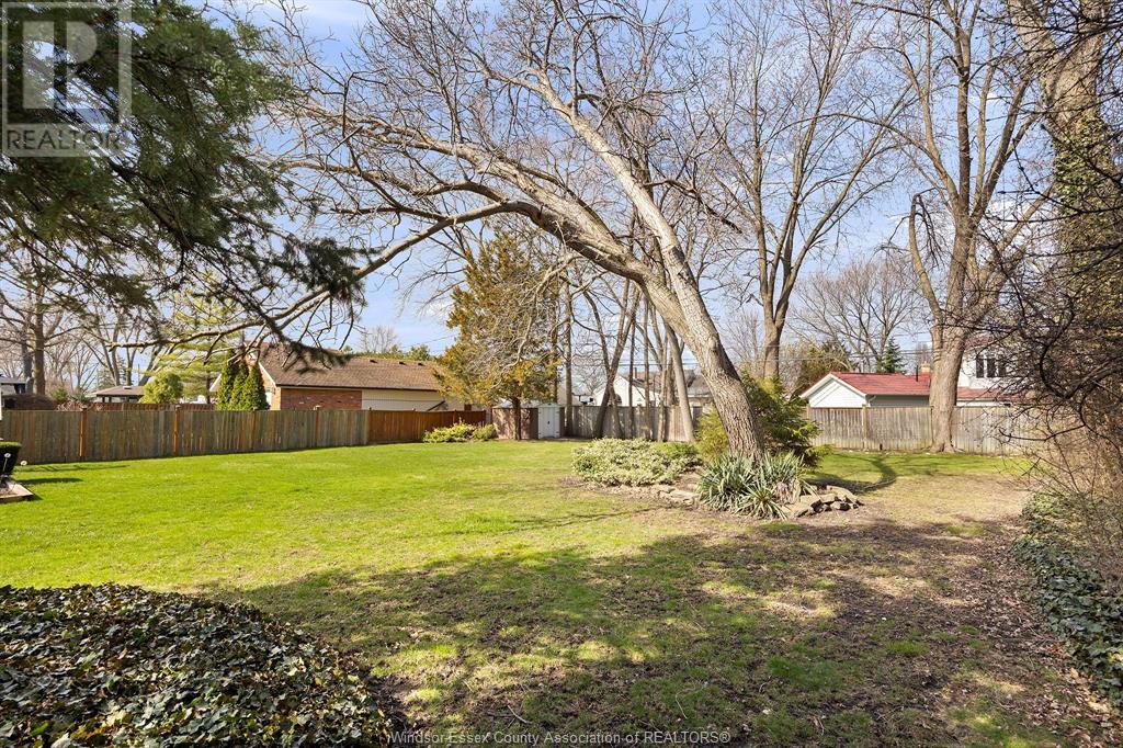 Property at 163 MANNING image 5