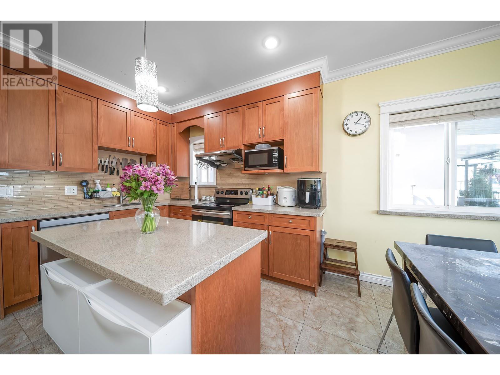 3443 Price Street, Vancouver, British Columbia  V5R 5R2 - Photo 9 - R2992880