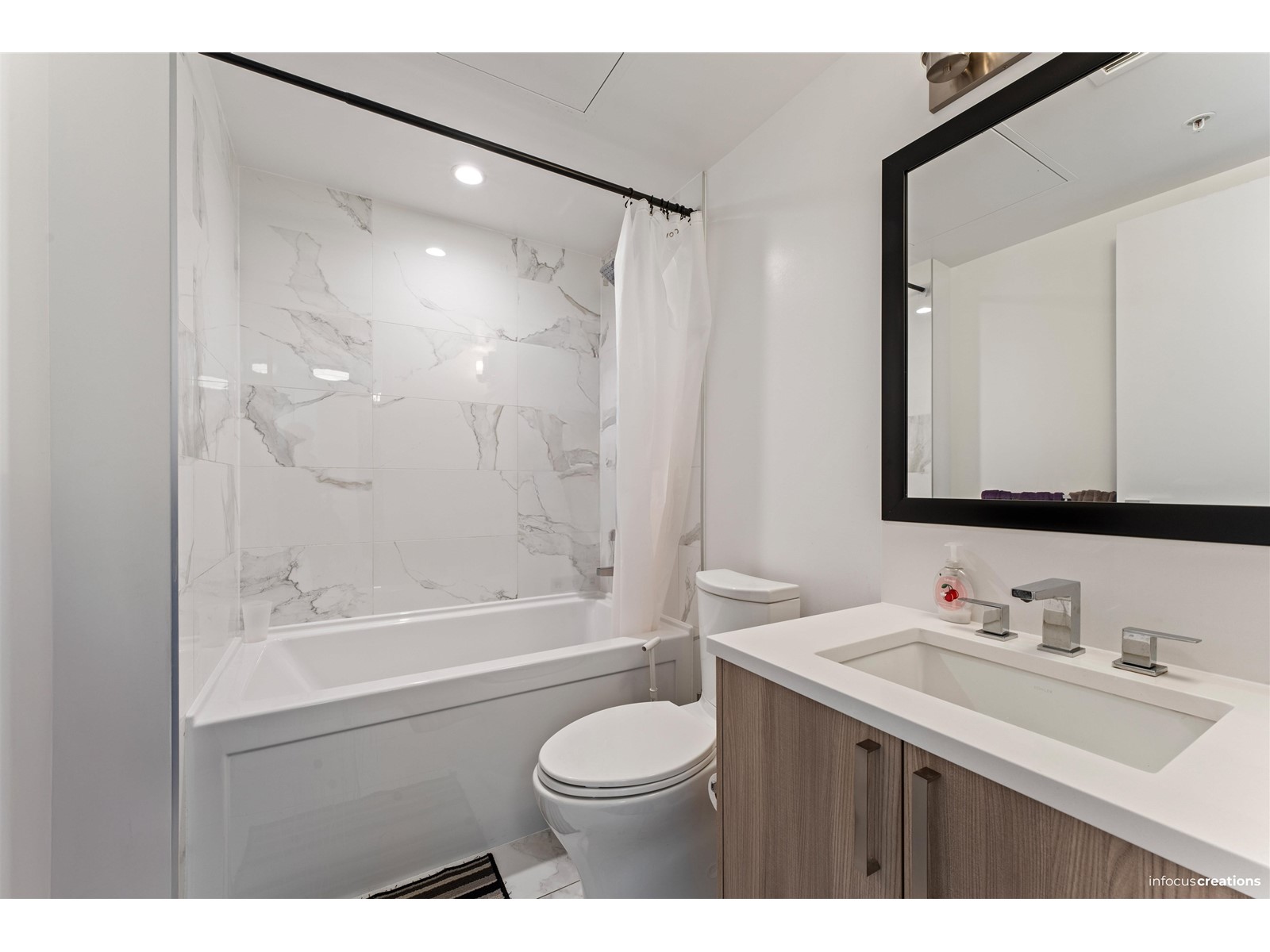 4204 13350 Central Avenue, Surrey, British Columbia  V3T 0S1 - Photo 27 - R2985168