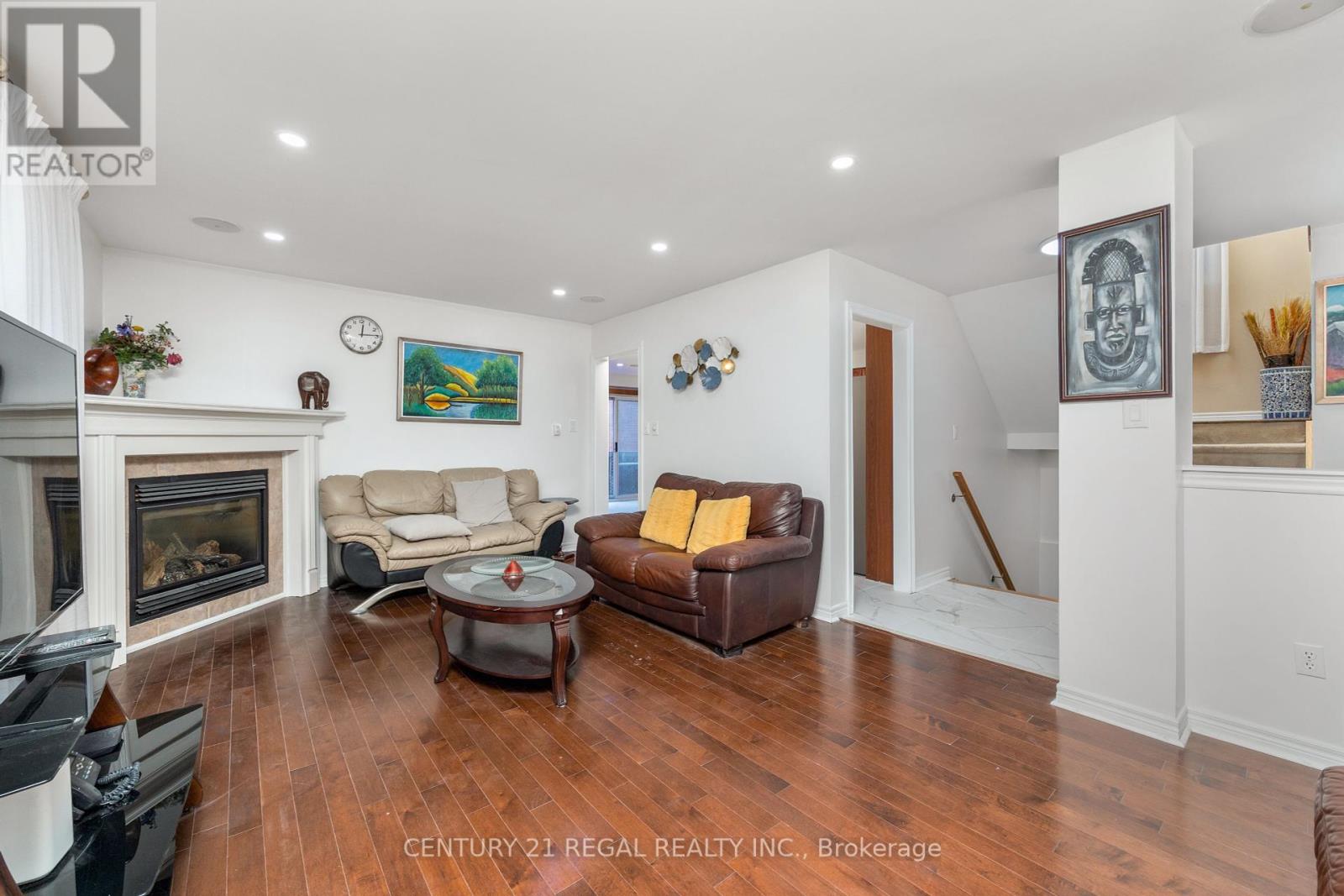 Property at 78 KERFOOT CRESCENT image 4