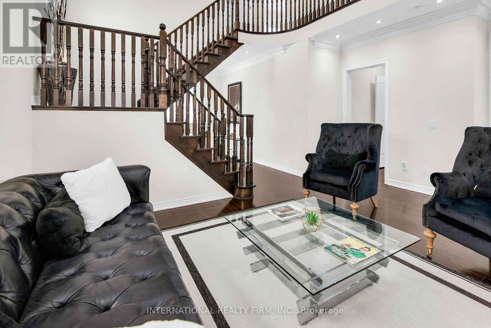133 Hatton Garden Road, Vaughan, Ontario  L4L 1A6 - Photo 8 - N12103210