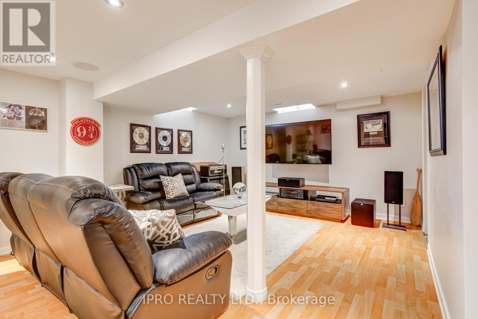 94 Rushmore Crescent, Brampton, Ontario  L6Z 1R2 - Photo 29 - W12103191