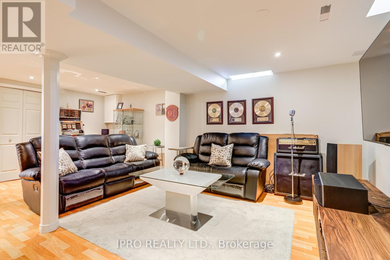 94 Rushmore Crescent, Brampton, Ontario  L6Z 1R2 - Photo 30 - W12103191