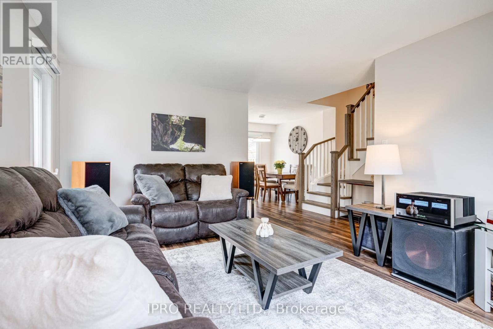 94 Rushmore Crescent, Brampton, Ontario  L6Z 1R2 - Photo 8 - W12103191