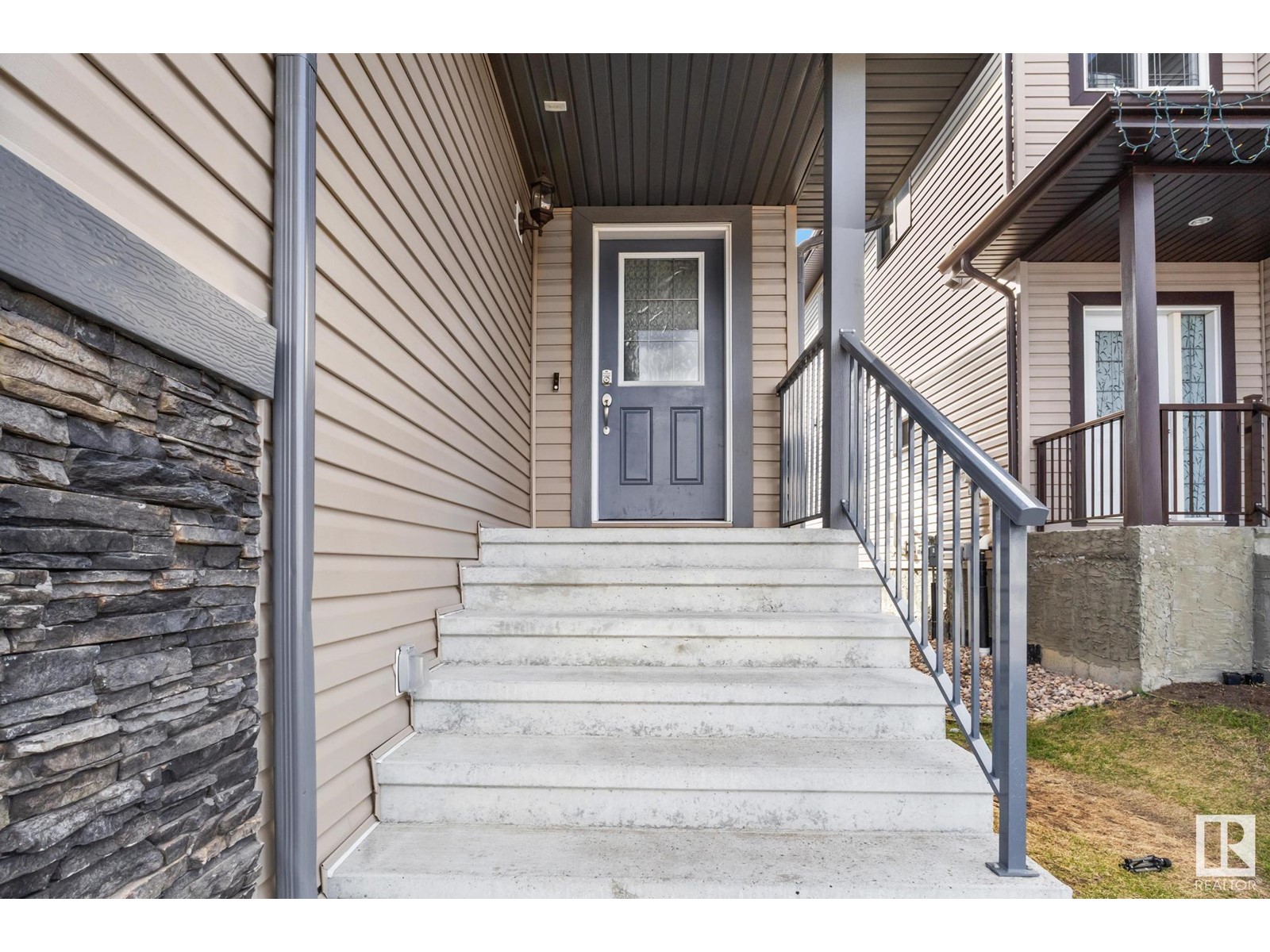 Property at 15110 31 ST NW NW image 3