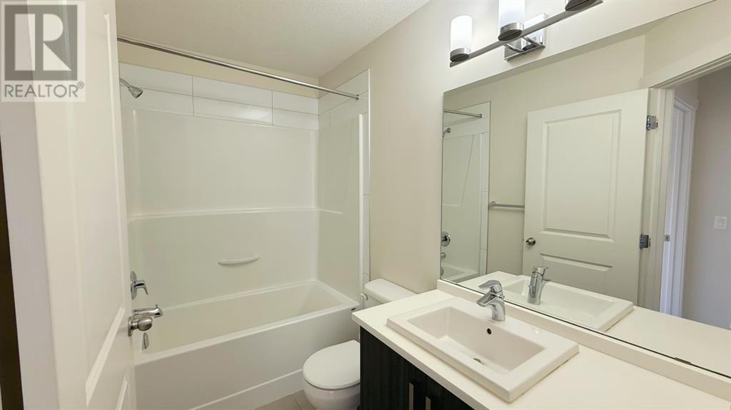 33 Sherwood Lane Nw, Calgary, Alberta  T3R 0V3 - Photo 38 - A2212258