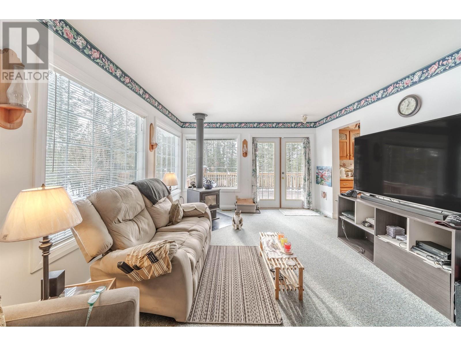 4457 FIRCREST ROAD Lac La Hache Photo 10