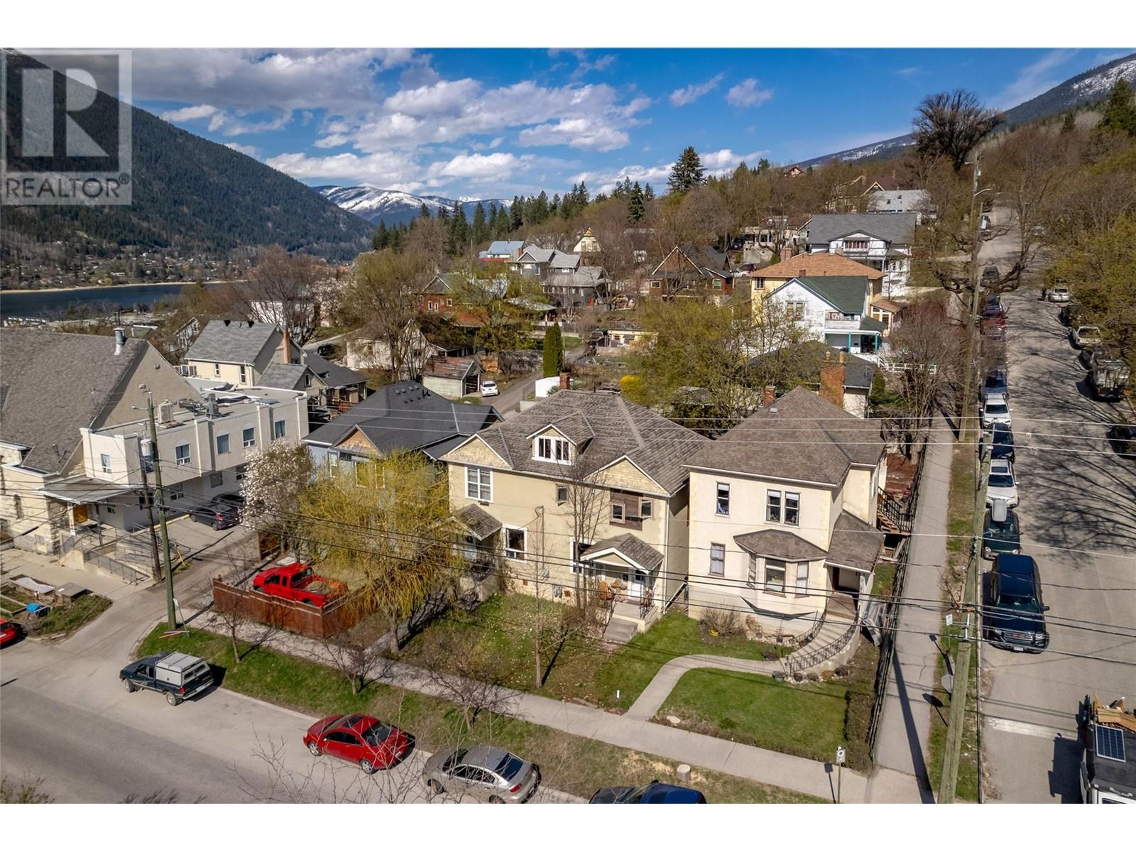 717-715 Josephine Street, Nelson, British Columbia