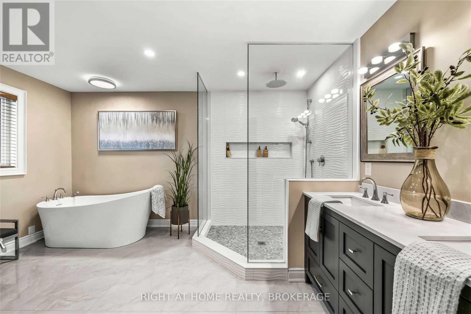 1311 Playter Place, Oakville, Ontario  L6M 2V1 - Photo 25 - W12103212