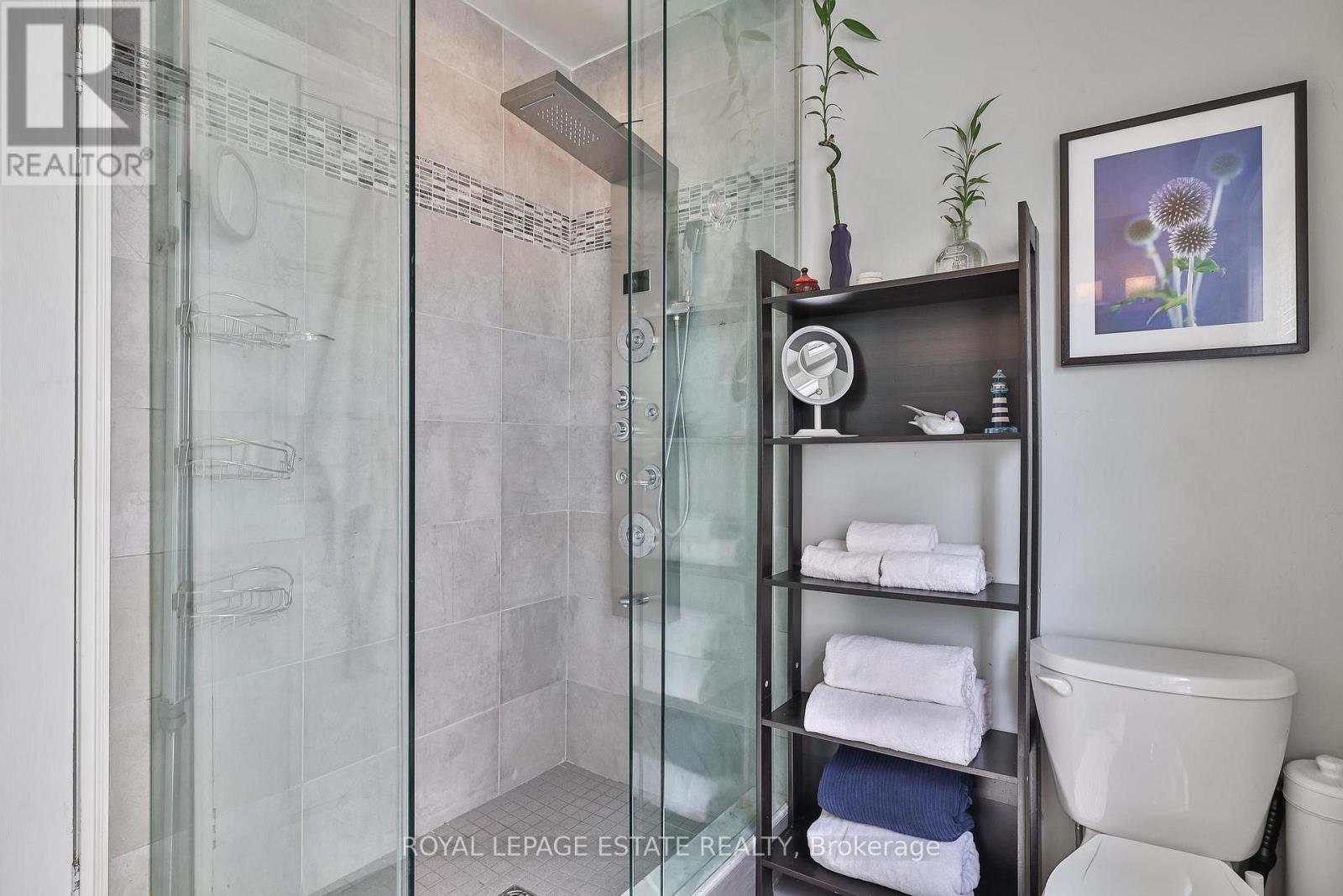 1281 Weston Road, Toronto, Ontario  M6M 4R2 - Photo 20 - W12103221