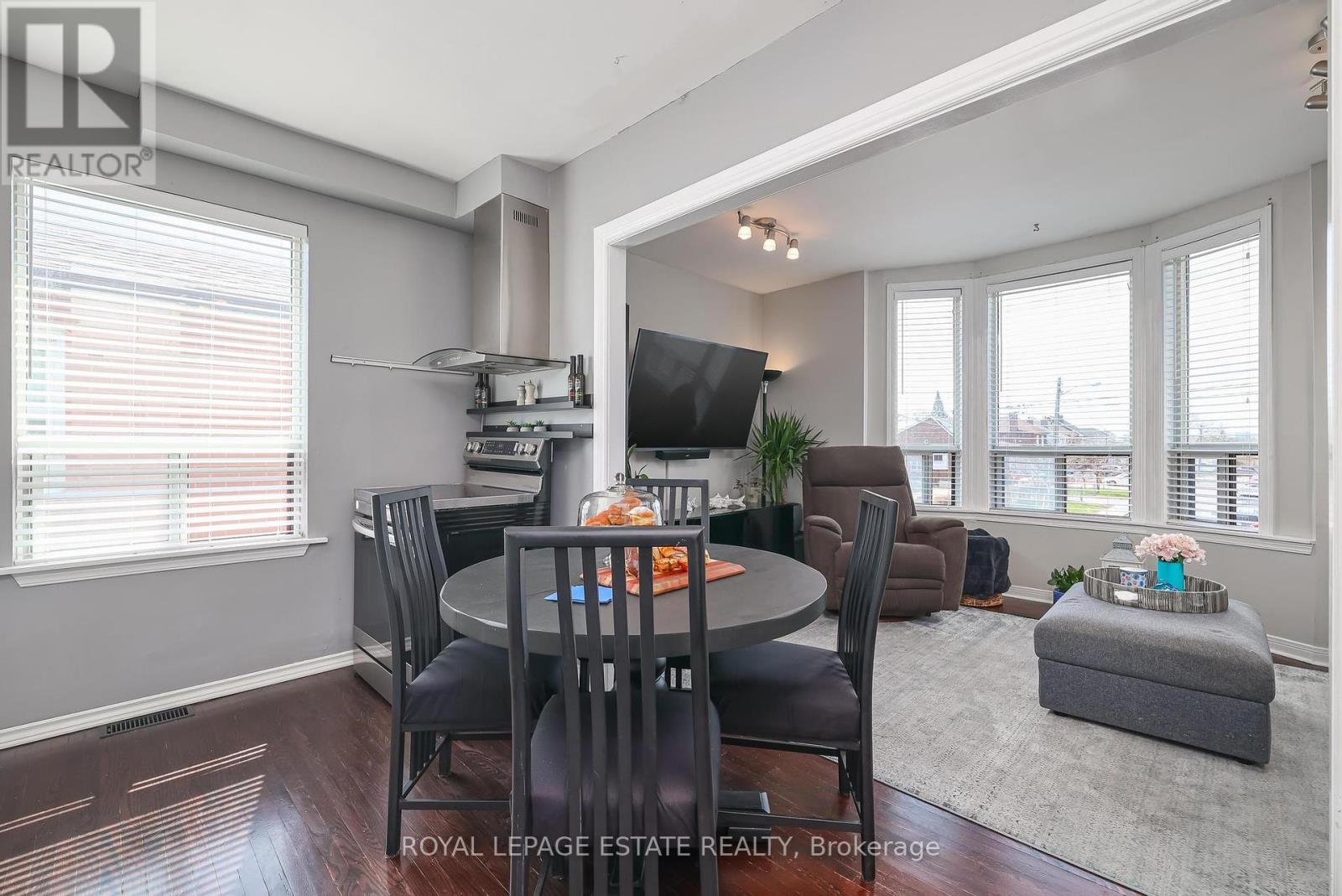 1281 Weston Road, Toronto, Ontario  M6M 4R2 - Photo 6 - W12103221