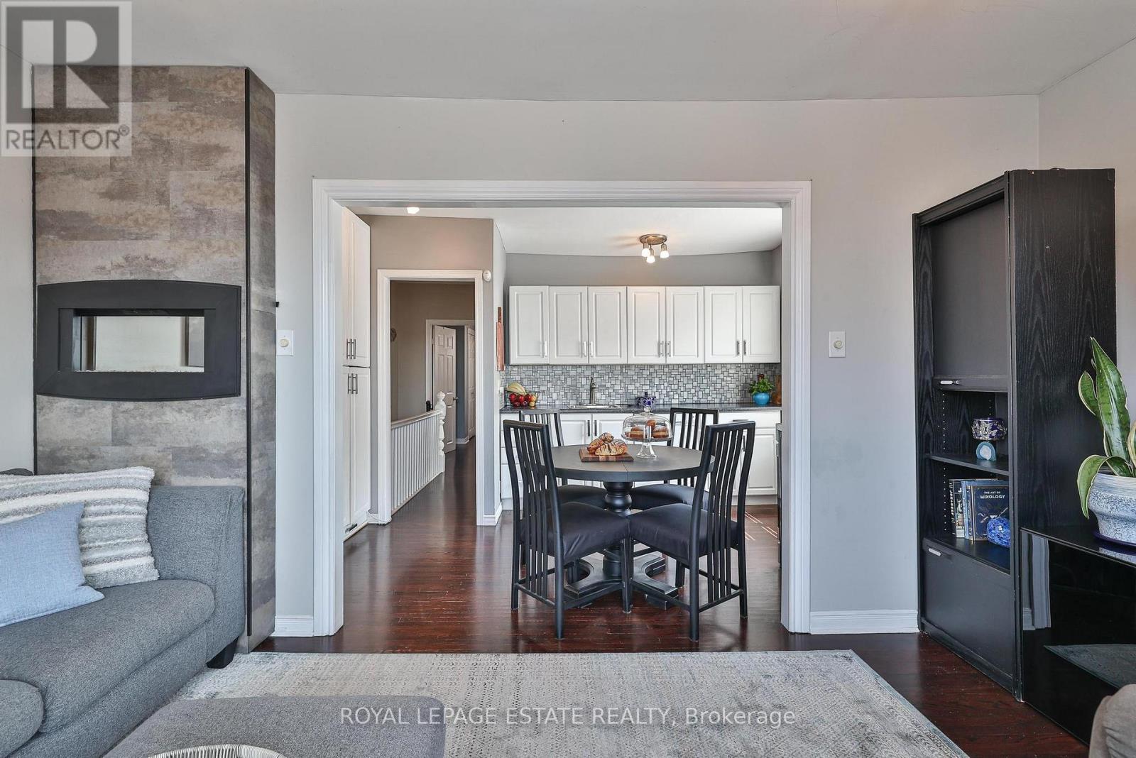 1281 Weston Road, Toronto, Ontario  M6M 4R2 - Photo 8 - W12103221