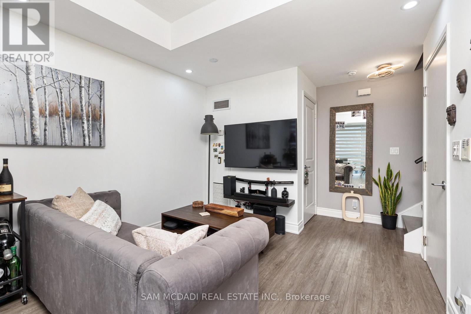 Th119 - 90 Absolute Avenue, Mississauga, Ontario  L4Z 0A1 - Photo 8 - W12103225