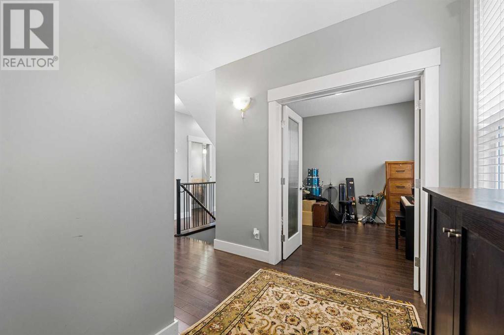 Property at 379 Mahogany Terrace SE image 4