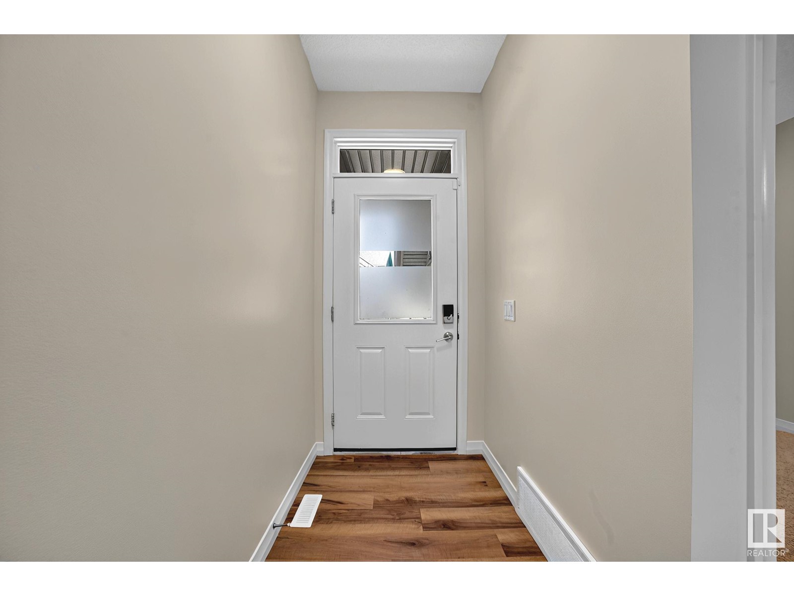 Property at 9335 226 ST NW image 3