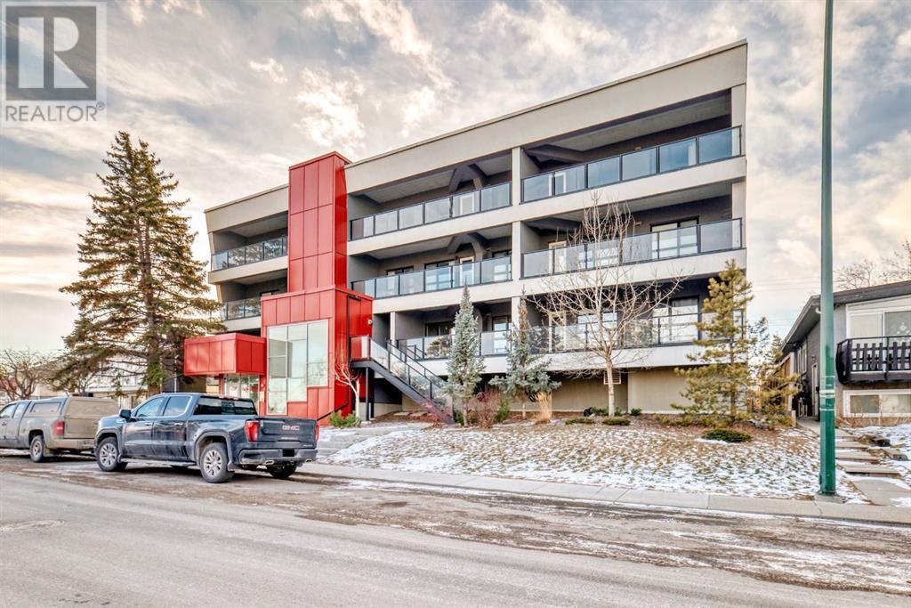 Property at 301, 1629 38 Street SW image 1