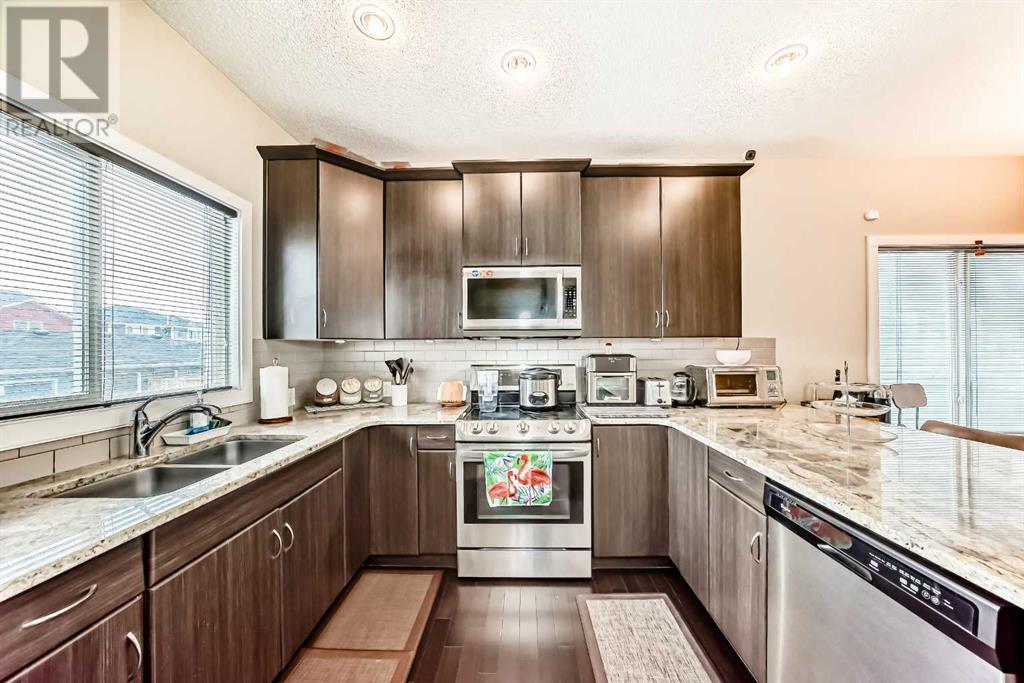 29 Redstone Common Ne, Calgary, Alberta  T3N 0K3 - Photo 9 - A2199096