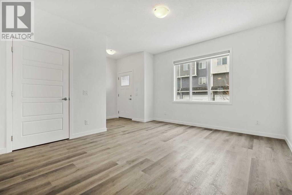 205, 137 Red Embers Link Ne, Calgary, Alberta  T2E 4E1 - Photo 9 - A2199203