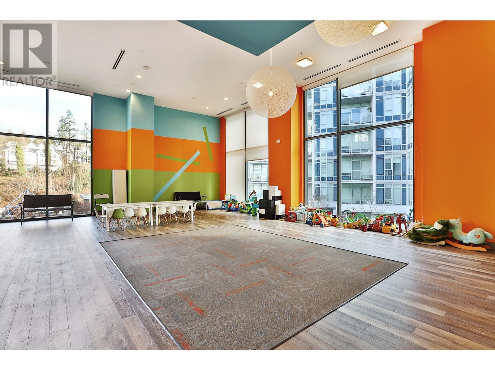 Listing Picture 30 of 31 : 1402 8533 RIVER DISTRICT CROSSING, Vancouver / 溫哥華 - 魯藝地產 Yvonne Lu Group - MLS Medallion Club Member