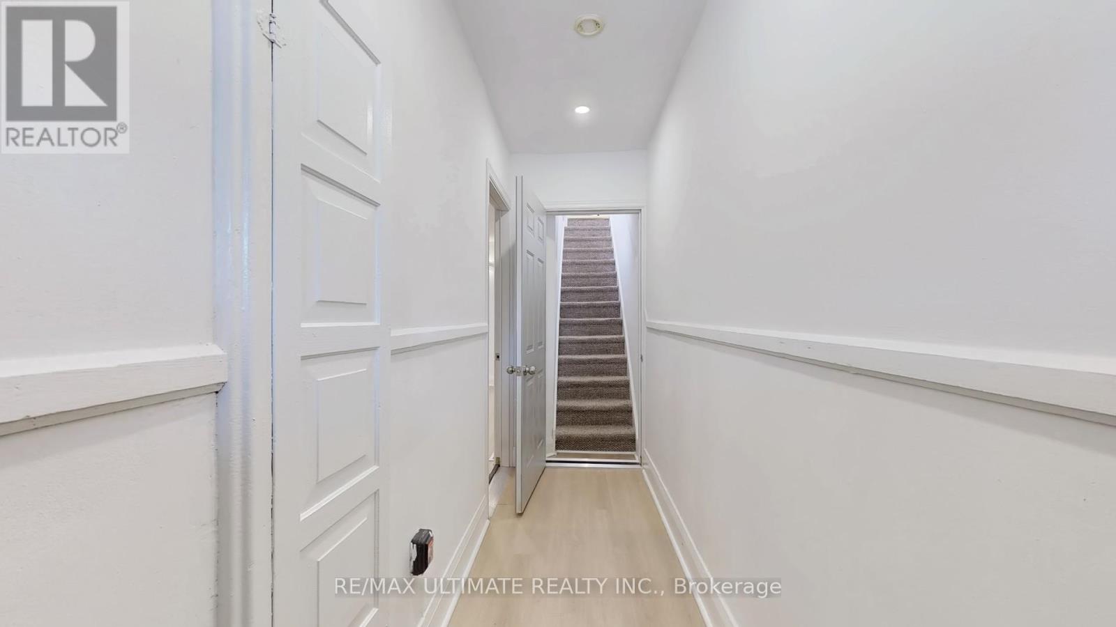 Property at 217 KINGSTON ROAD image 5