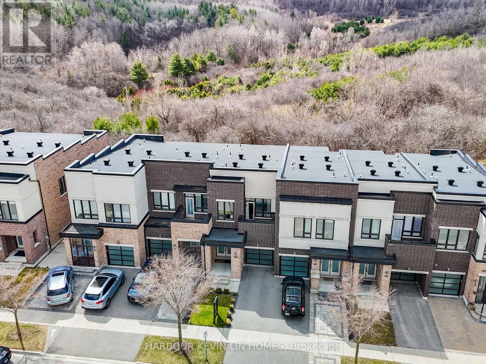 109 ANCHUSA DRIVE, Richmond Hill, Ontario