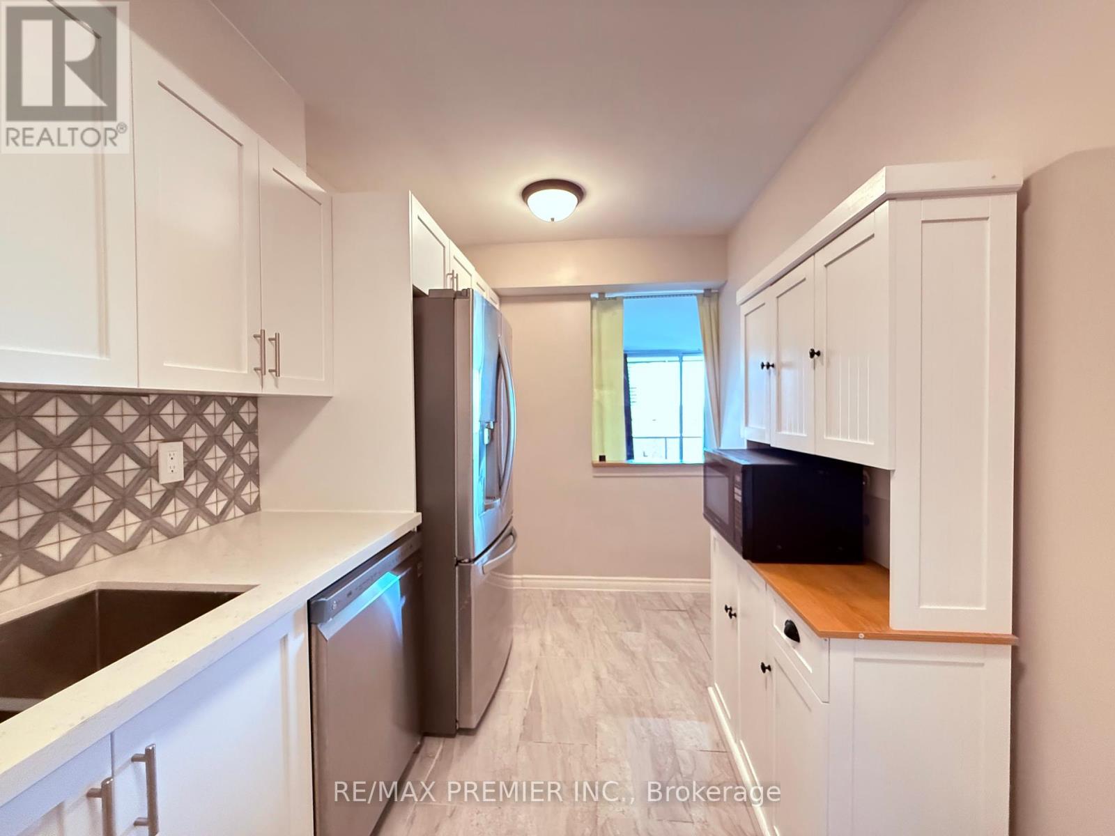 502 - 31 Four Winds Drive, Toronto, Ontario  M3J 1K9 - Photo 20 - W12101757