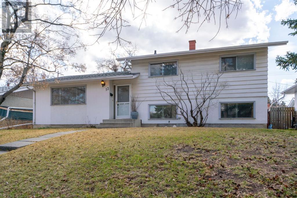 Property at 13 Fraser Road SE image 3
