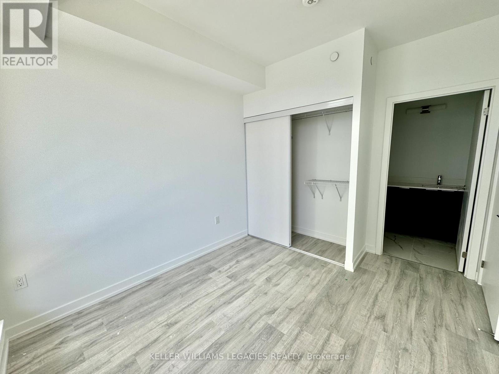 2006 - 7 Golden Lion Heights, Toronto, Ontario  M2M 0C1 - Photo 7 - C12103296