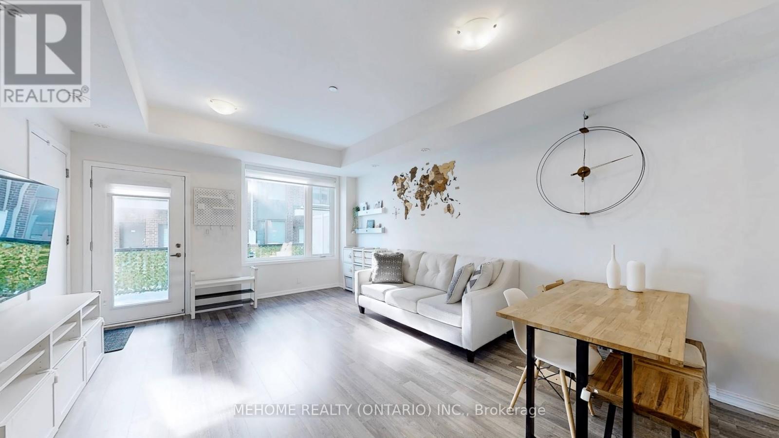 Property at 203 - 1460 WHITES ROAD image 1